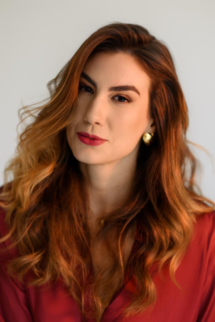 Dra. Ana Paula Farago